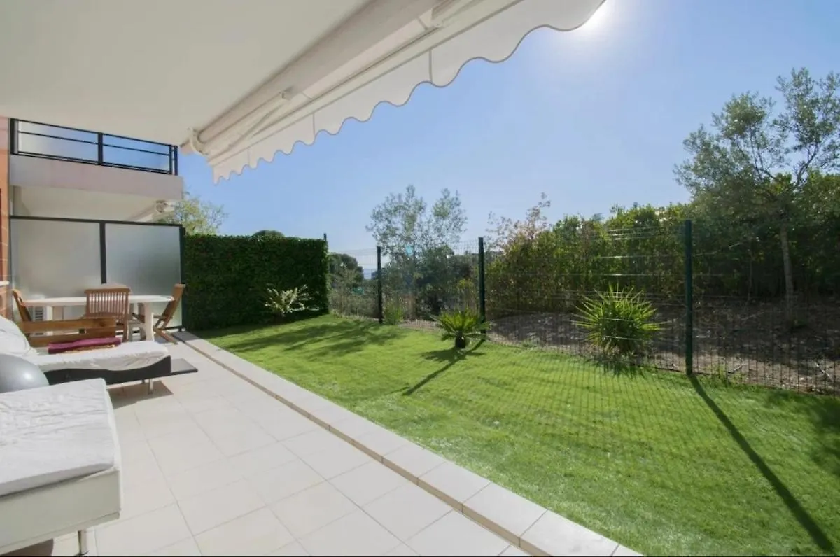 Sea View Apartment 2 Bedrooms Saint-Laurent-du-Var
