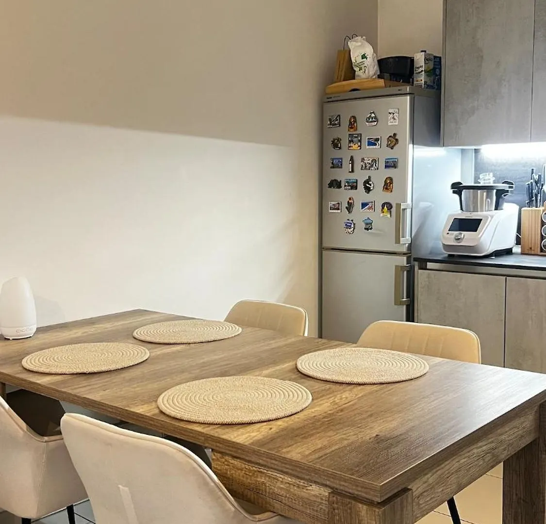 Sea View Apartment 2 Bedrooms Saint-Laurent-du-Var France