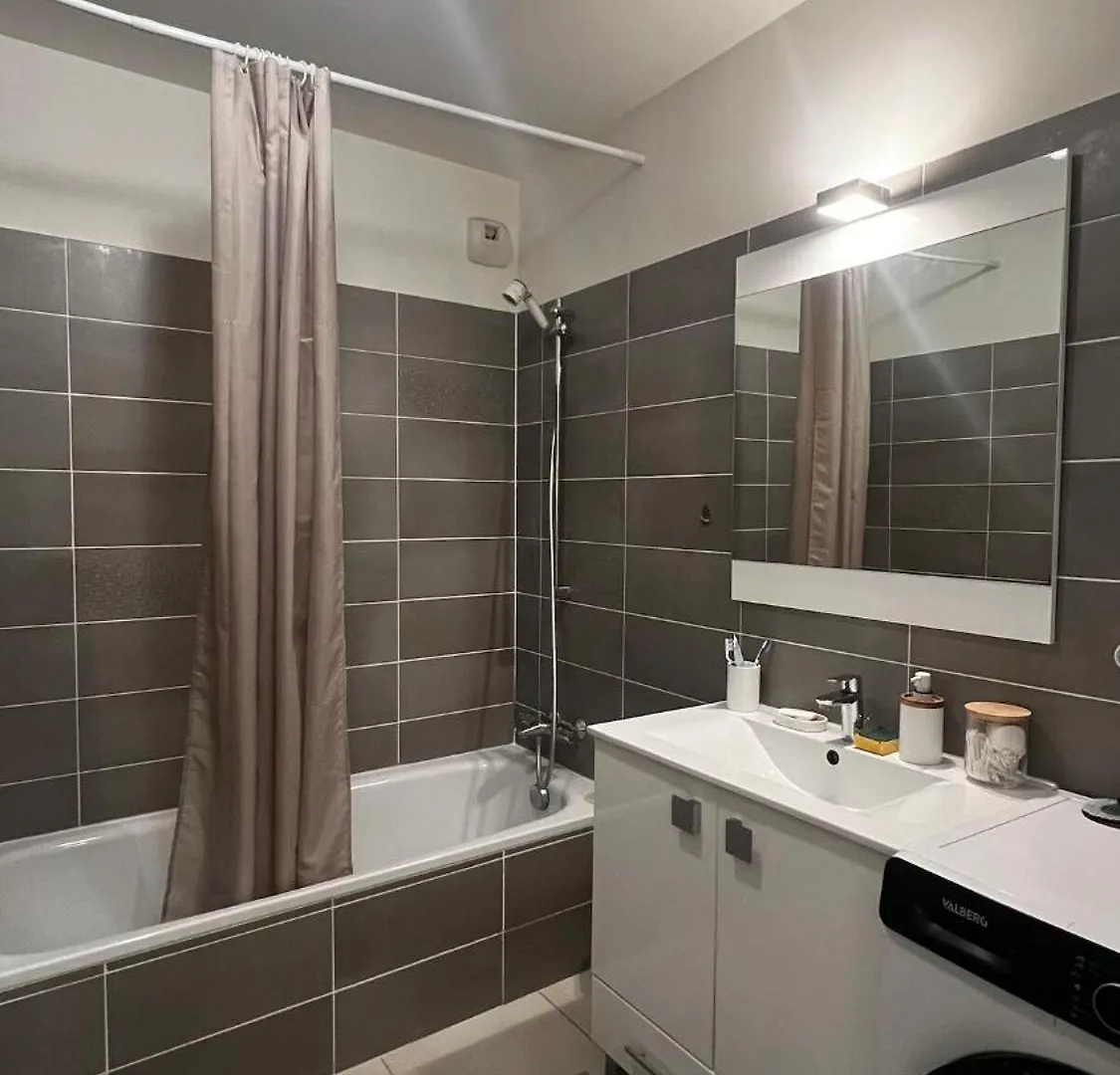 Sea View Apartment 2 Bedrooms Saint-Laurent-du-Var